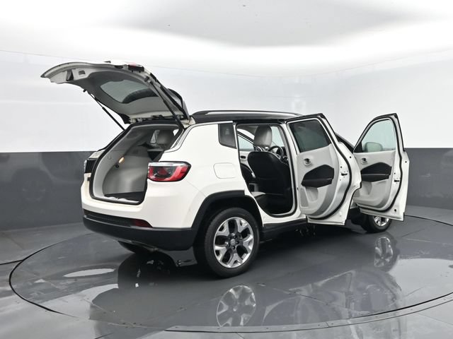 Used 2020 Jeep Compass Limited AWD/4WD image 29