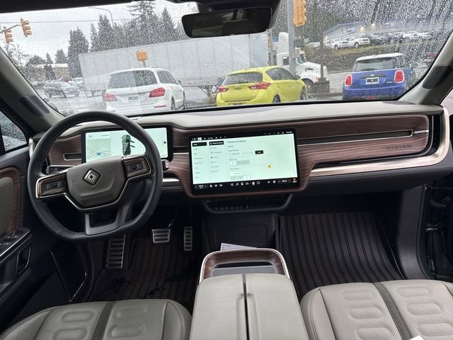 Used 2023 Rivian R1S Adventure image 12
