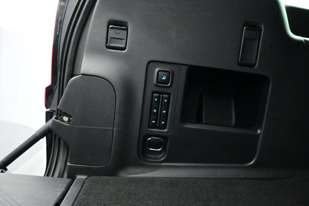 Used 2025 Ford Expedition Max Platinum AWD/4WD image 35