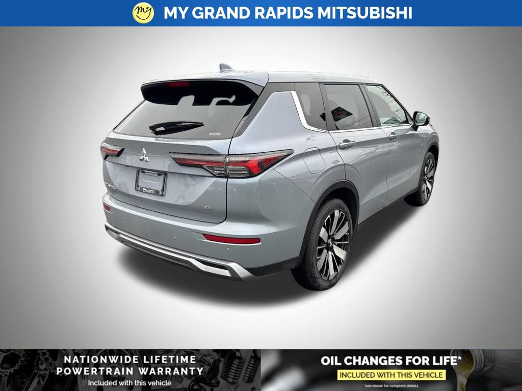 New 2026 Mitsubishi Outlander SE AWD/4WD image 7