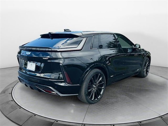 New 2026 Cadillac Lyriq V image 7