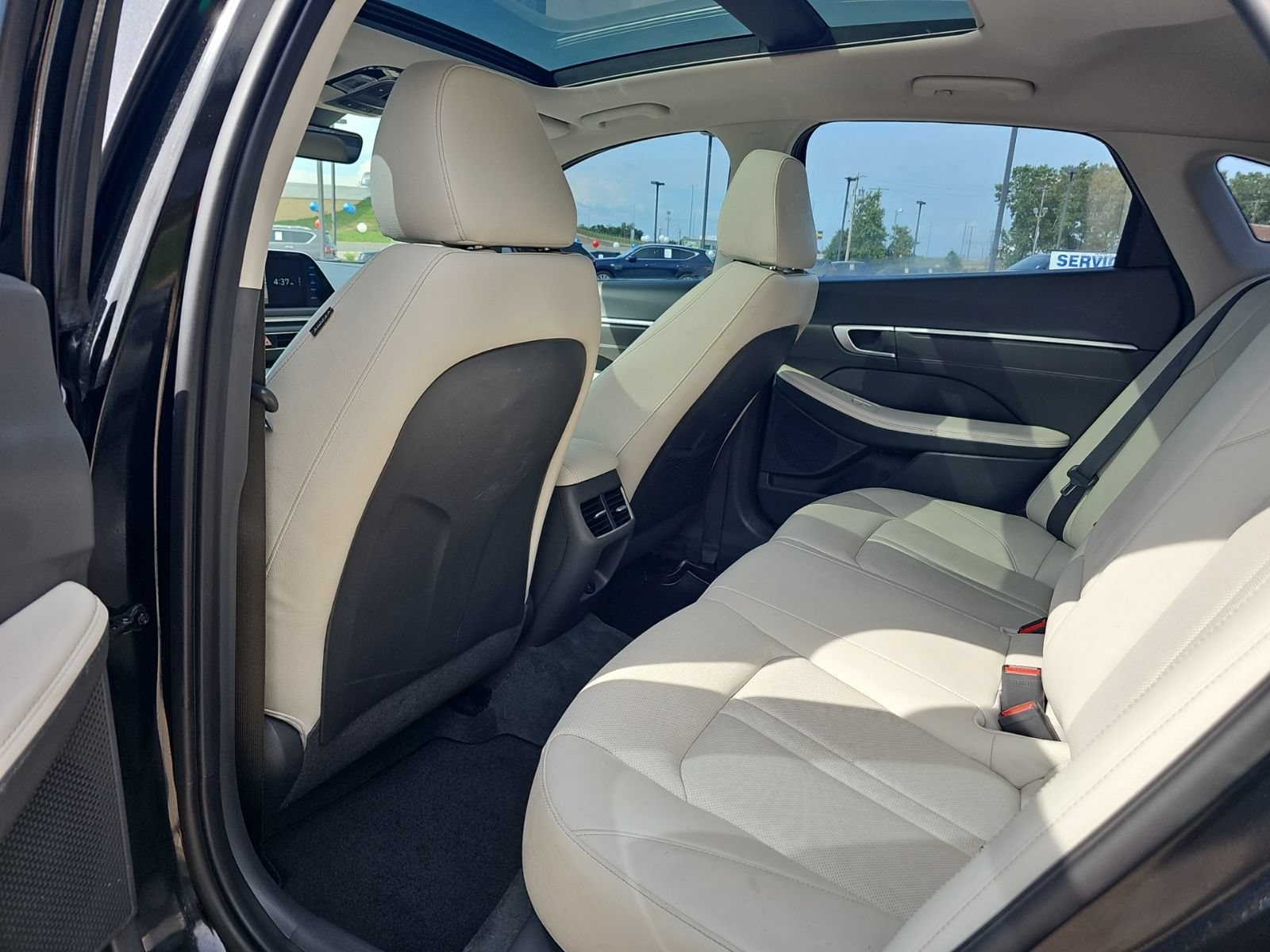 Used 2022 Hyundai Sonata Limited FWD image 32