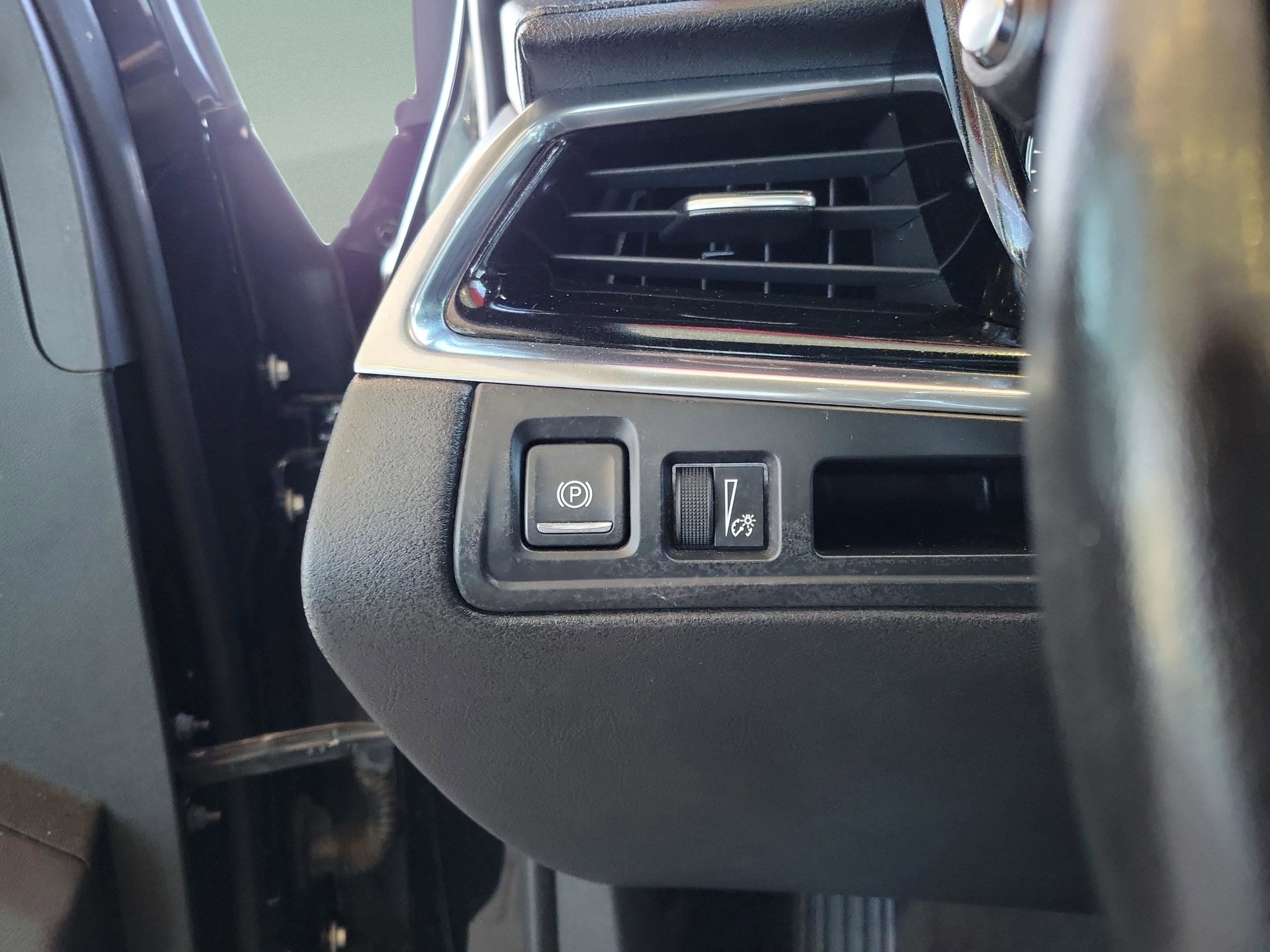 Used 2020 Cadillac XT6 Sport image 16