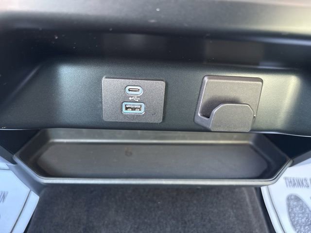 Used 2023 Ford F150 XLT image 40