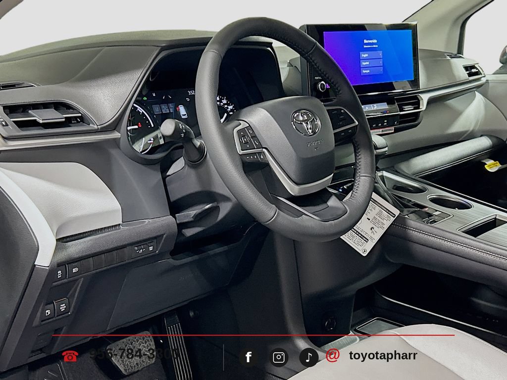 New 2026 Toyota Sienna XLE FWD image 10