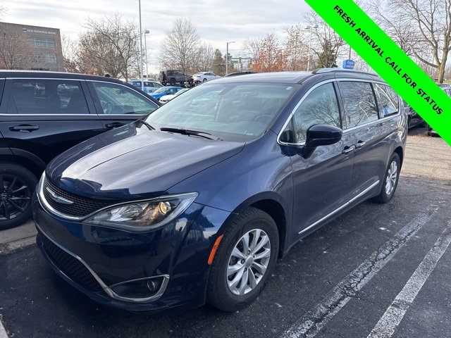 Used 2018 Chrysler Pacifica Touring-L