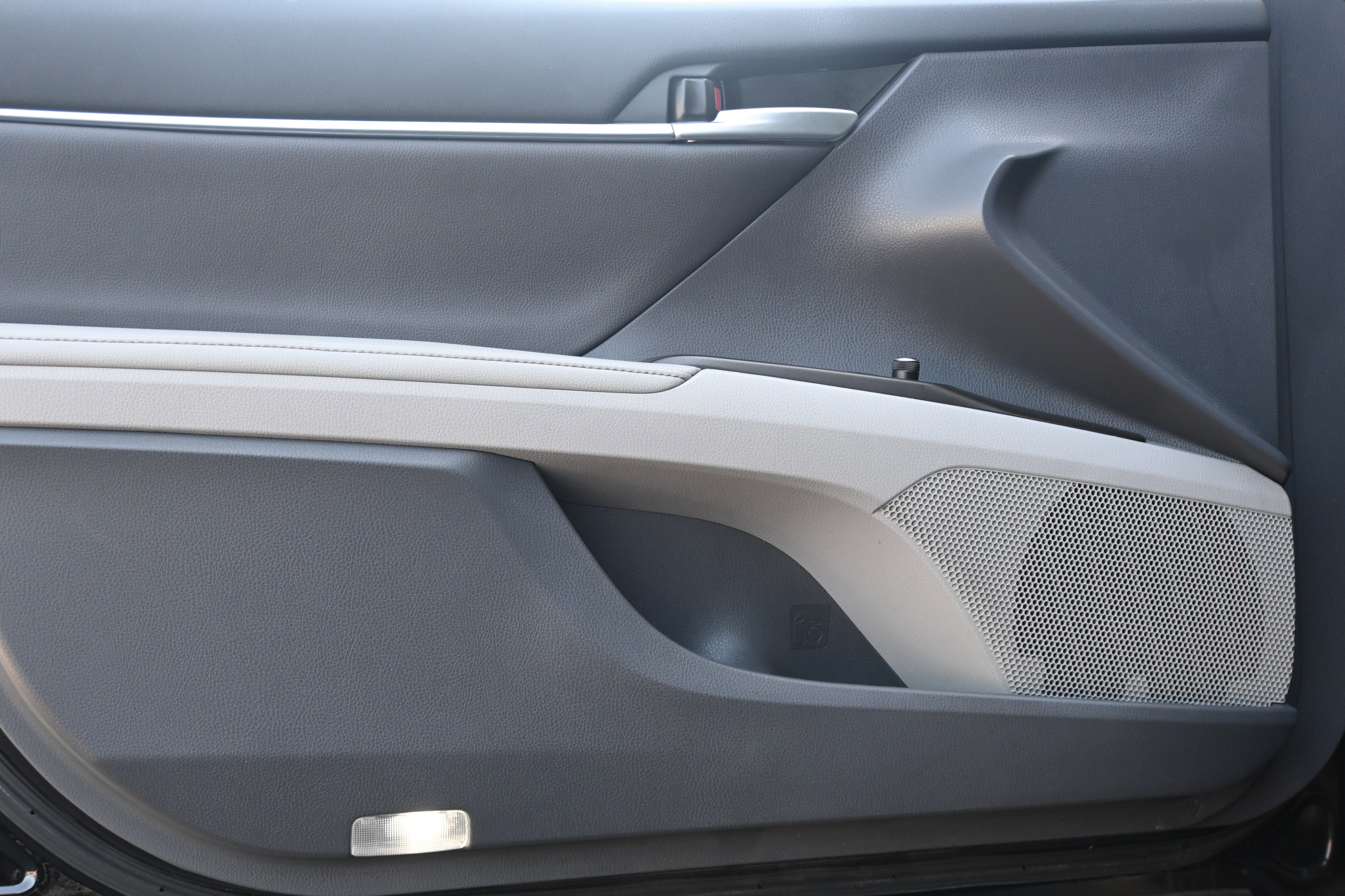 Used 2024 Toyota Camry XLE image 14