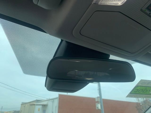 Used 2025 Toyota RAV4 XLE image 21