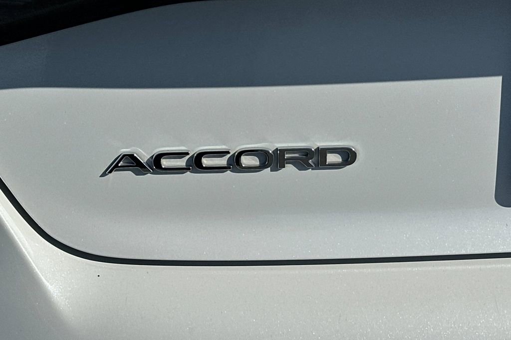 Used 2023 Honda Accord EX image 31