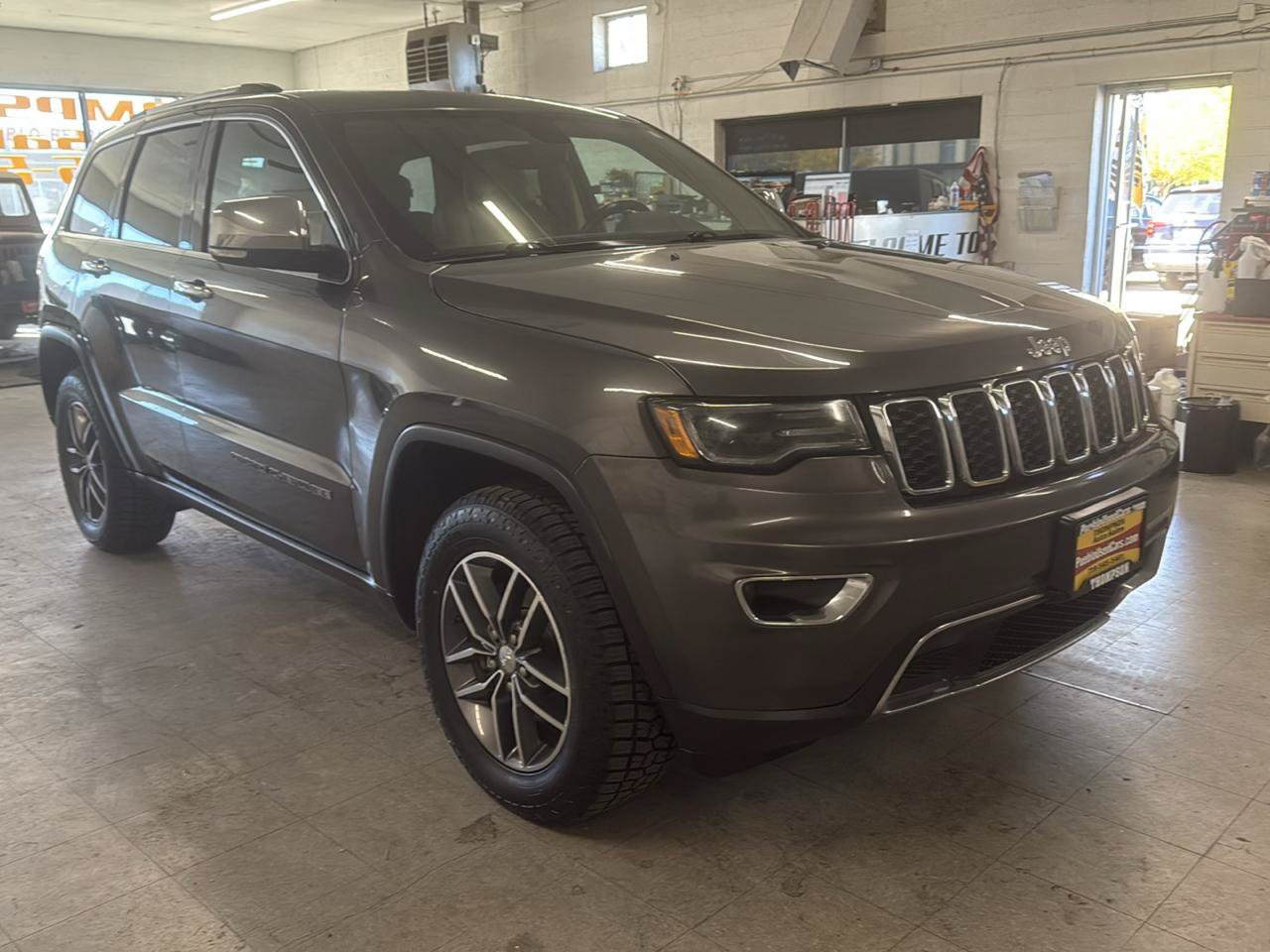 Used 2018 Jeep Grand Cherokee Limited w/ Luxury Group II AWD/4WD image 75