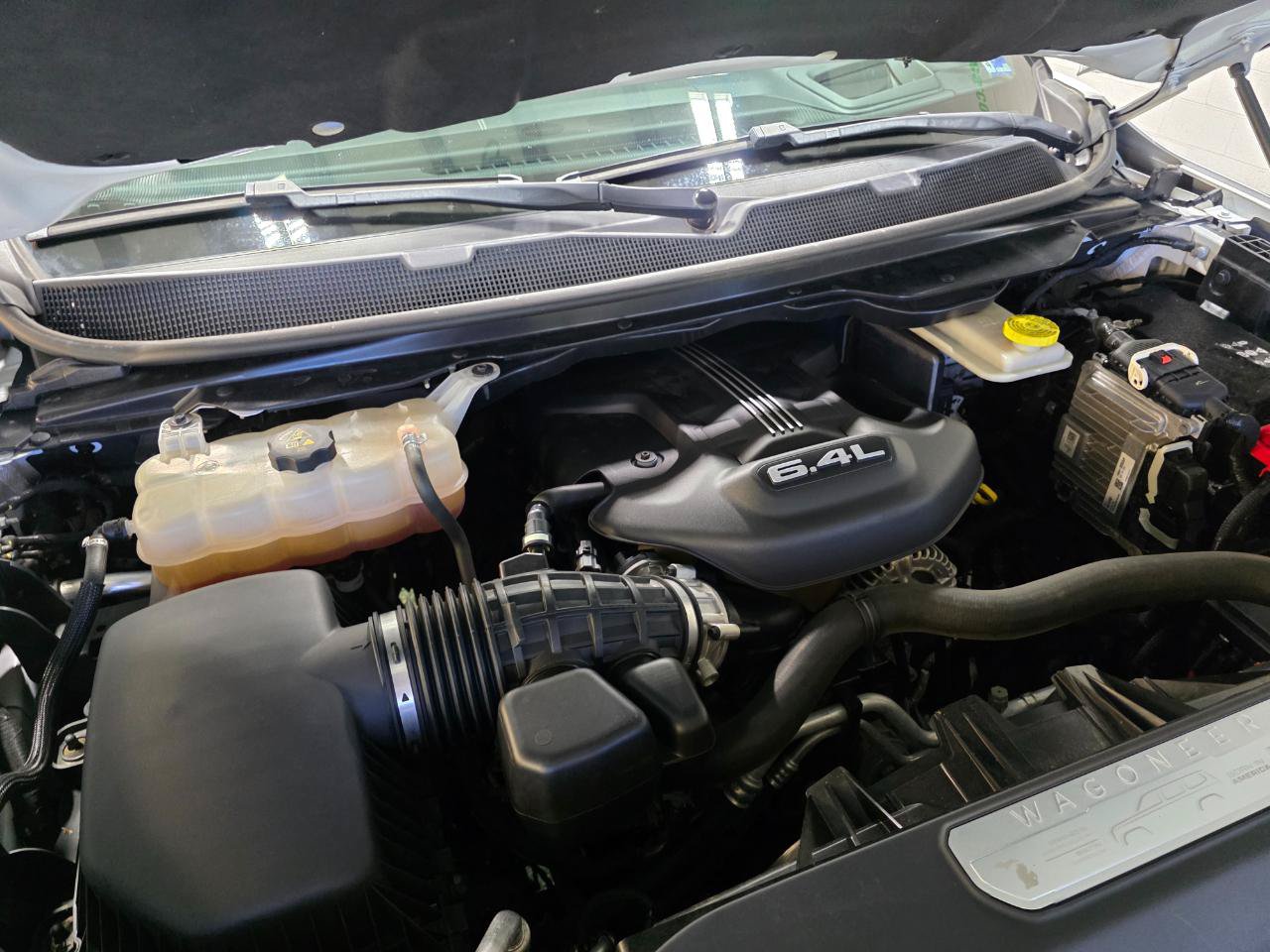 Used 2022 Jeep Grand Wagoneer Series I AWD/4WD image 55