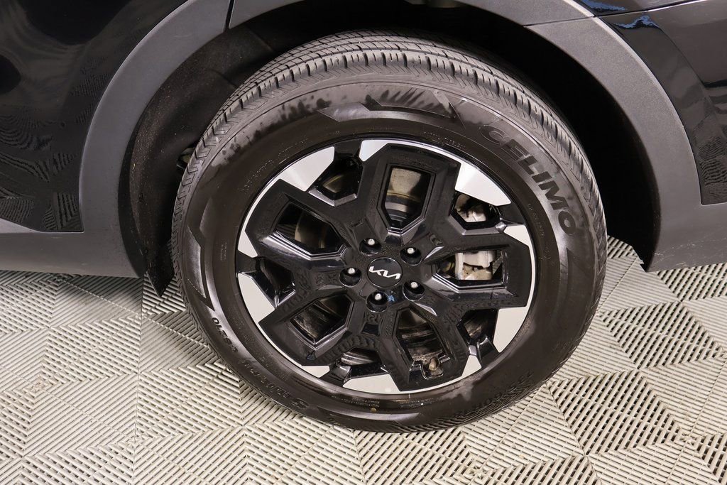 Used 2024 Kia Sorento S image 20