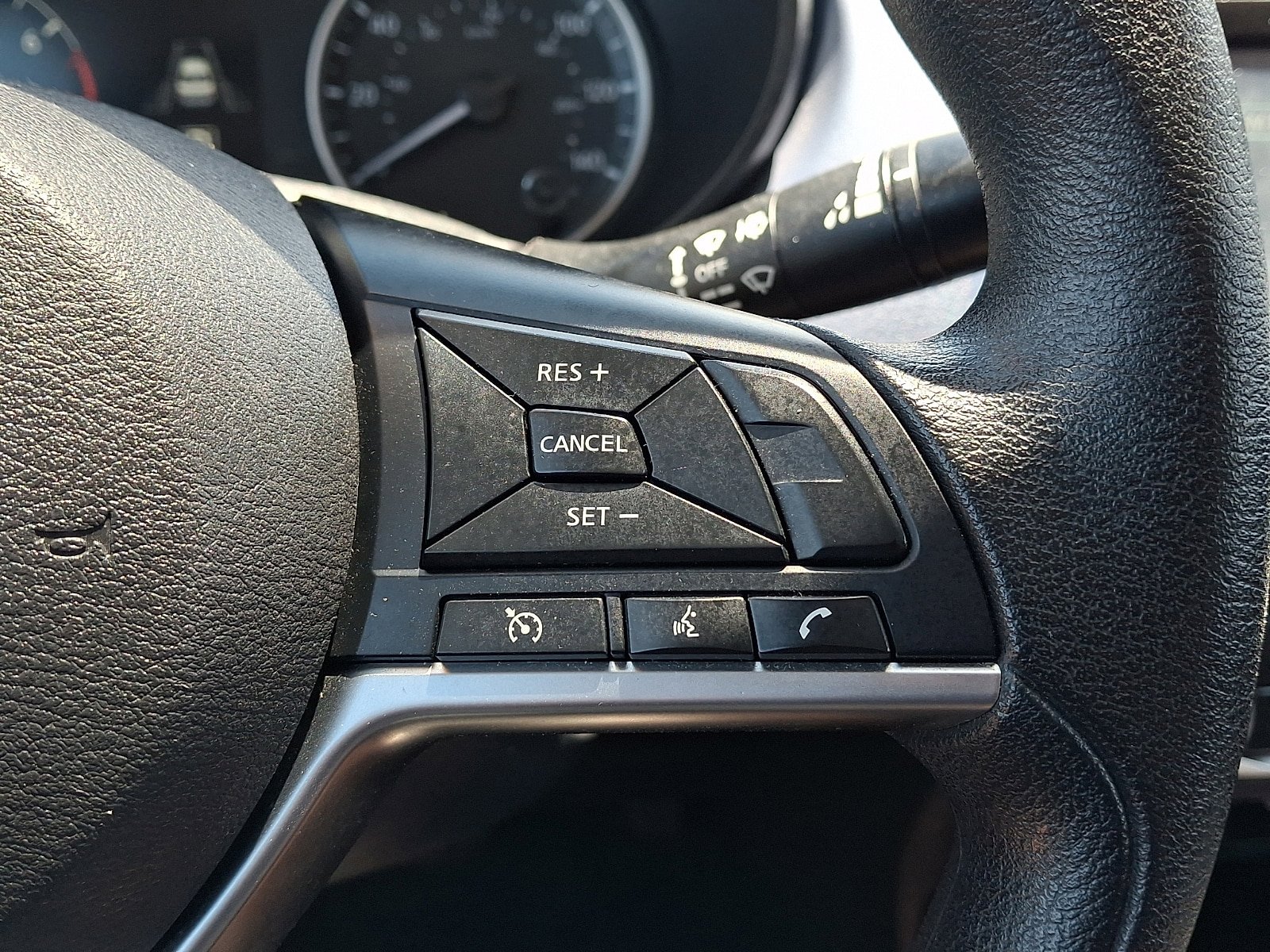 Used 2023 Nissan Versa SV FWD image 21