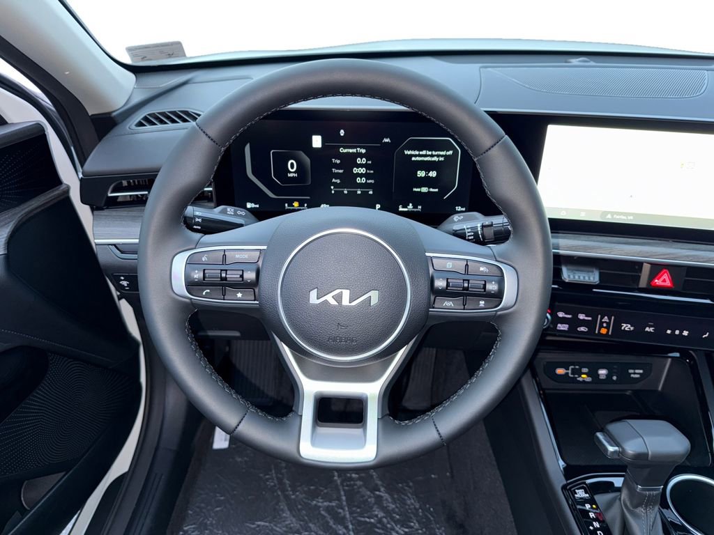New 2026 Kia K5 EX image 12