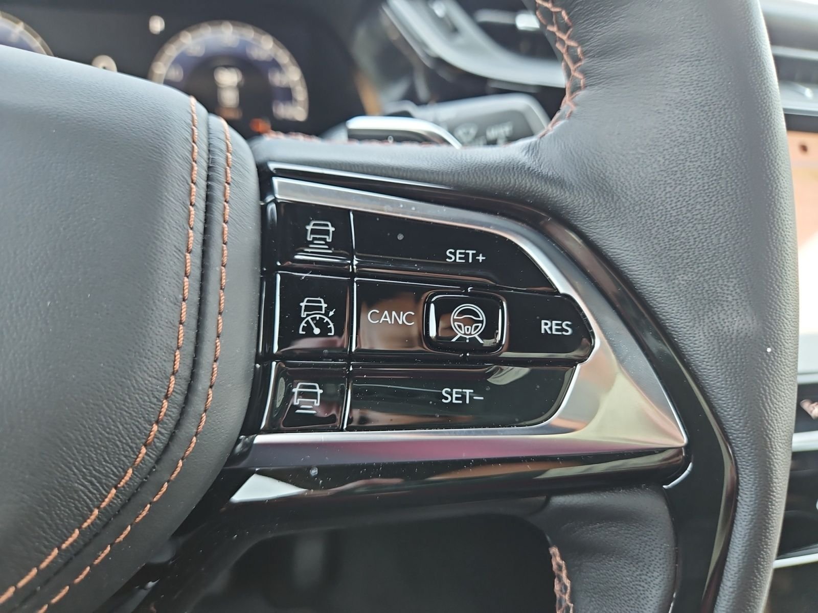 New 2026 Jeep Grand Cherokee Summit w/ Adv Protech Group IV AWD/4WD image 25