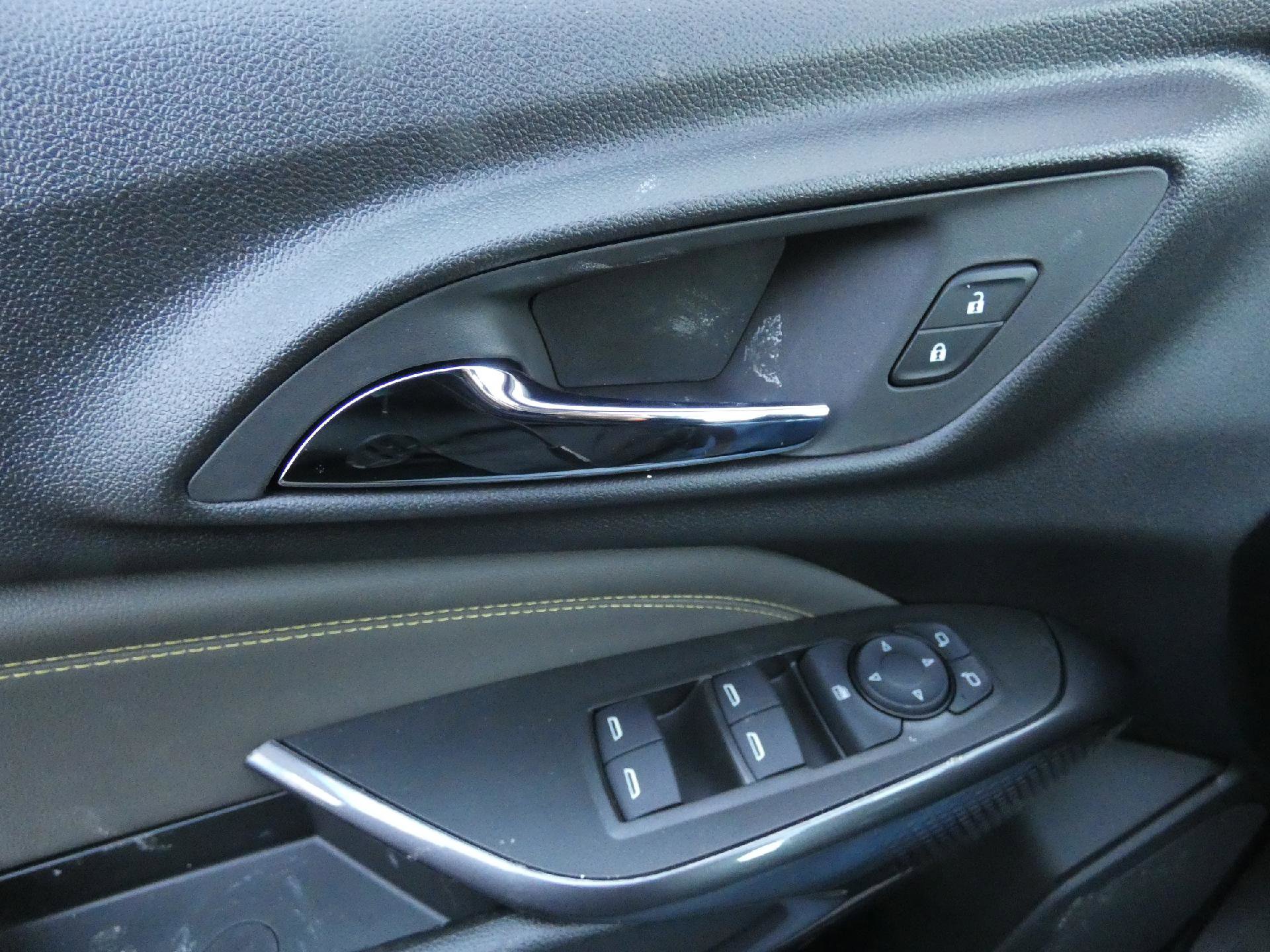 New 2026 Chevrolet Trax ACTIV w/ Sunroof Package image 19