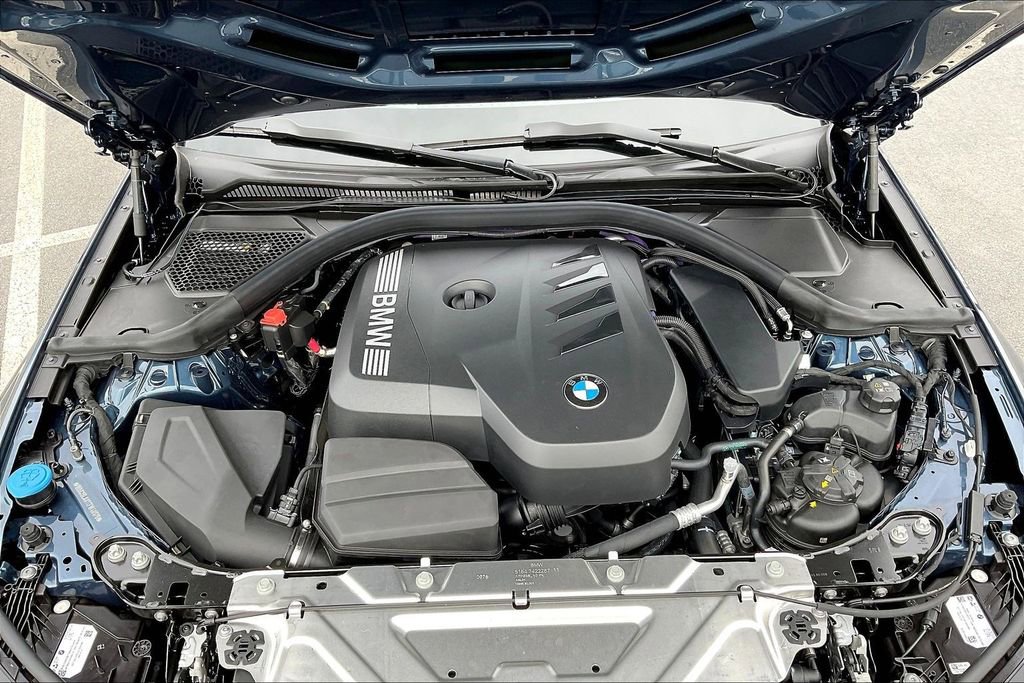 New 2026 BMW 330i xDrive Sedan w/ M Sport Package AWD/4WD image 12