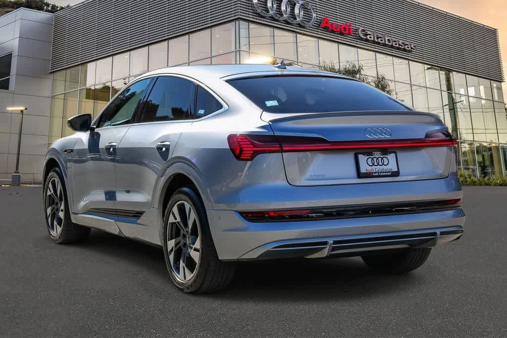 Used 2023 Audi e-tron Premium Plus w/ Premium Plus Package image 2