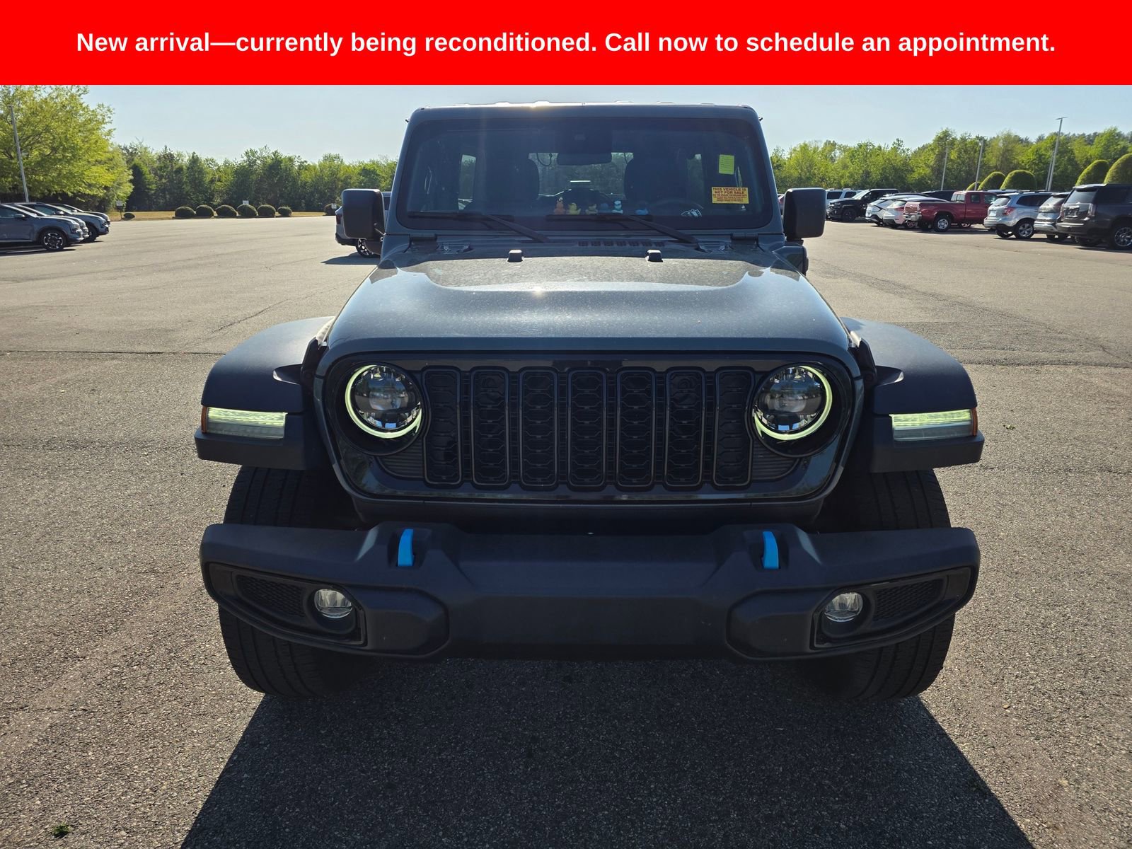 Used 2024 Jeep Wrangler Unlimited image 8