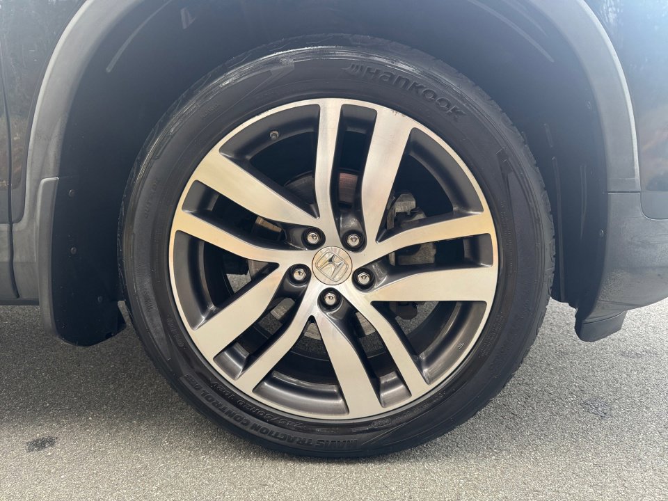 Used 2016 Honda Pilot Elite image 29