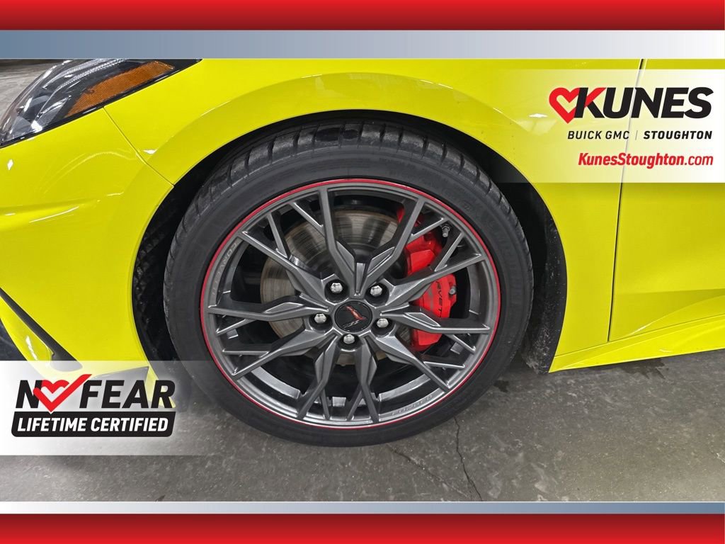 Used 2024 Chevrolet Corvette Stingray w/ Z51 Performance Package image 16