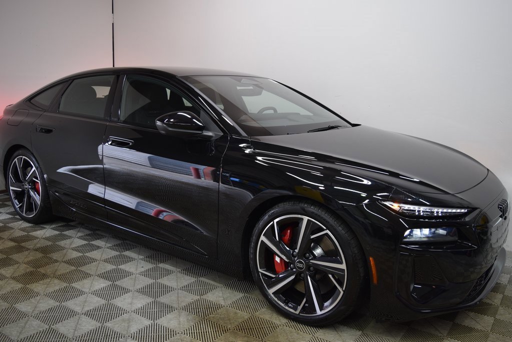 New 2025 Audi S6 e-tron Prestige image 1