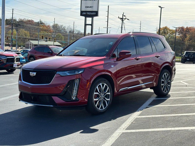 Used 2024 Cadillac XT6 Sport w/ Technology Package image 8