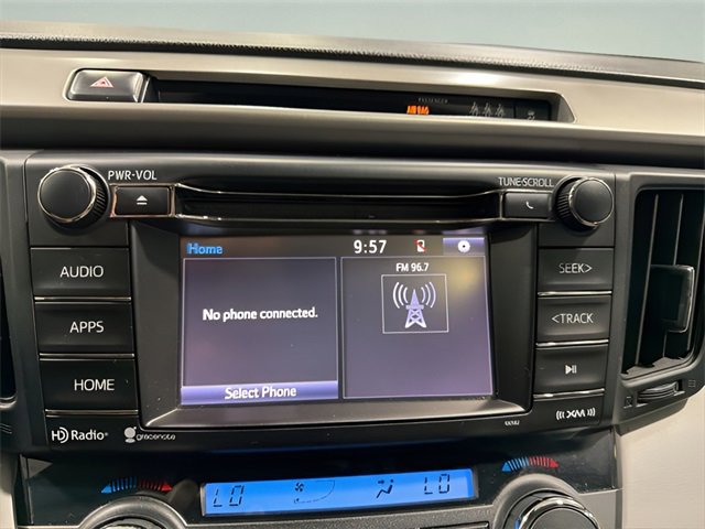 Used 2018 Toyota RAV4 XLE image 19