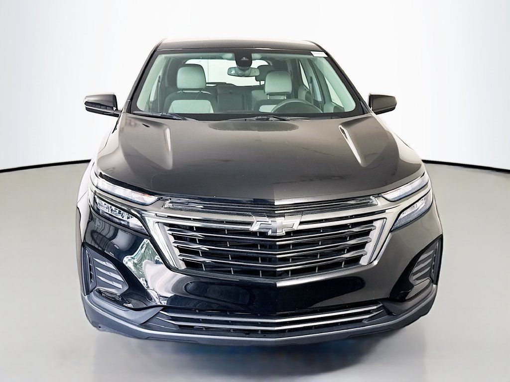 Used 2024 Chevrolet Equinox LS w/ Midnight Edition FWD image 2