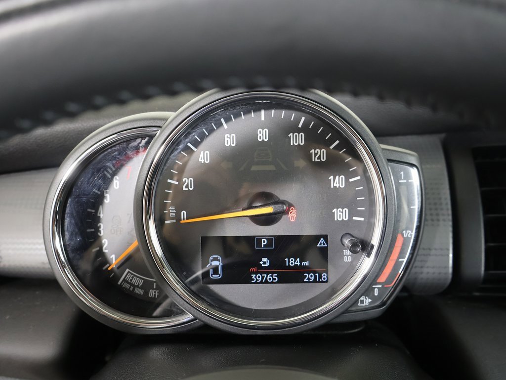 Used 2020 MINI Cooper 2-Door Hardtop w/ Storage Package image 26