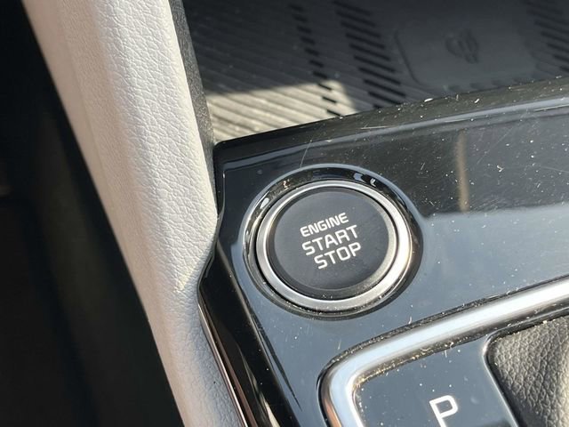 Used 2023 Kia Sportage EX FWD image 34