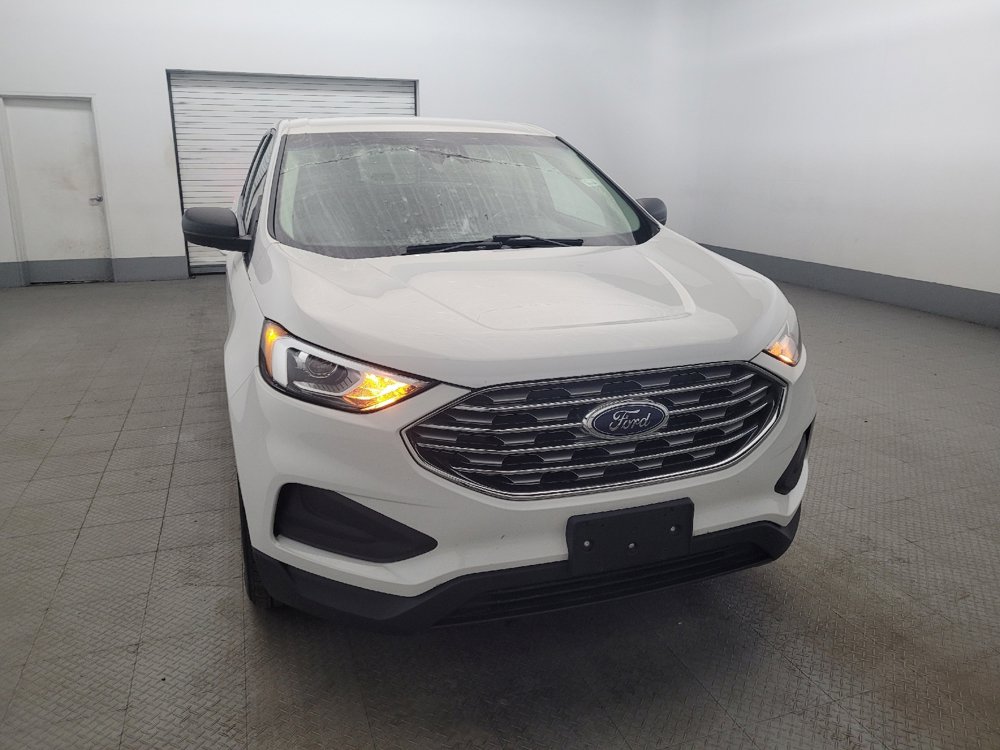 Used 2020 Ford Edge SE FWD image 14
