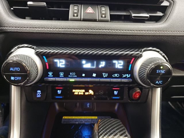 Used 2020 Toyota RAV4 Limited AWD/4WD image 25