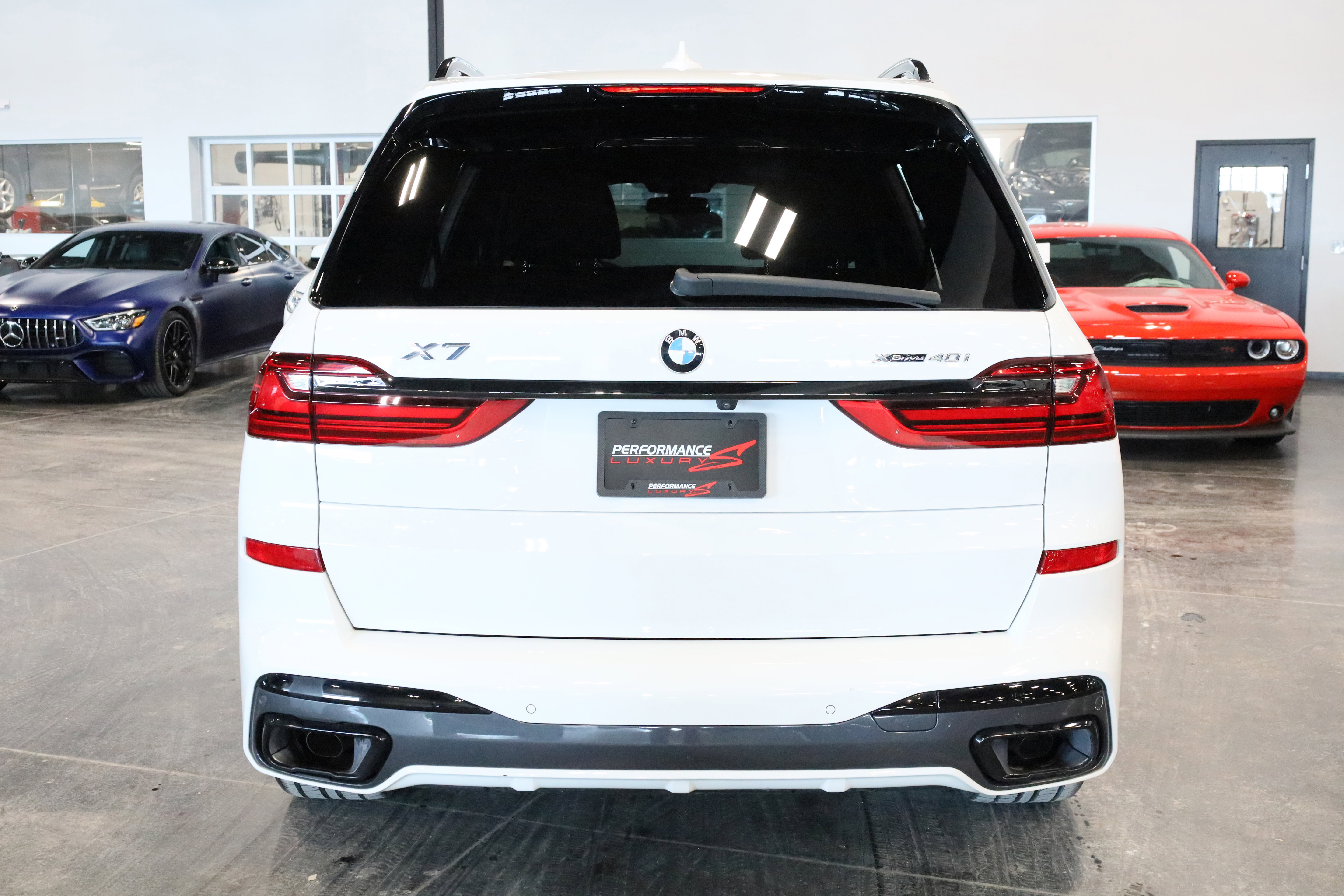 Used 2022 BMW X7 xDrive40i w/ M Sport Package image 5