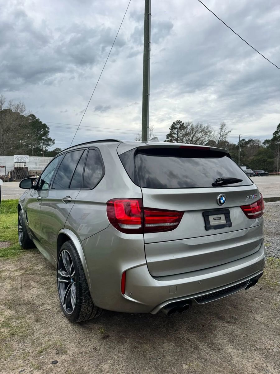 Used 2015 BMW X5 M image 7