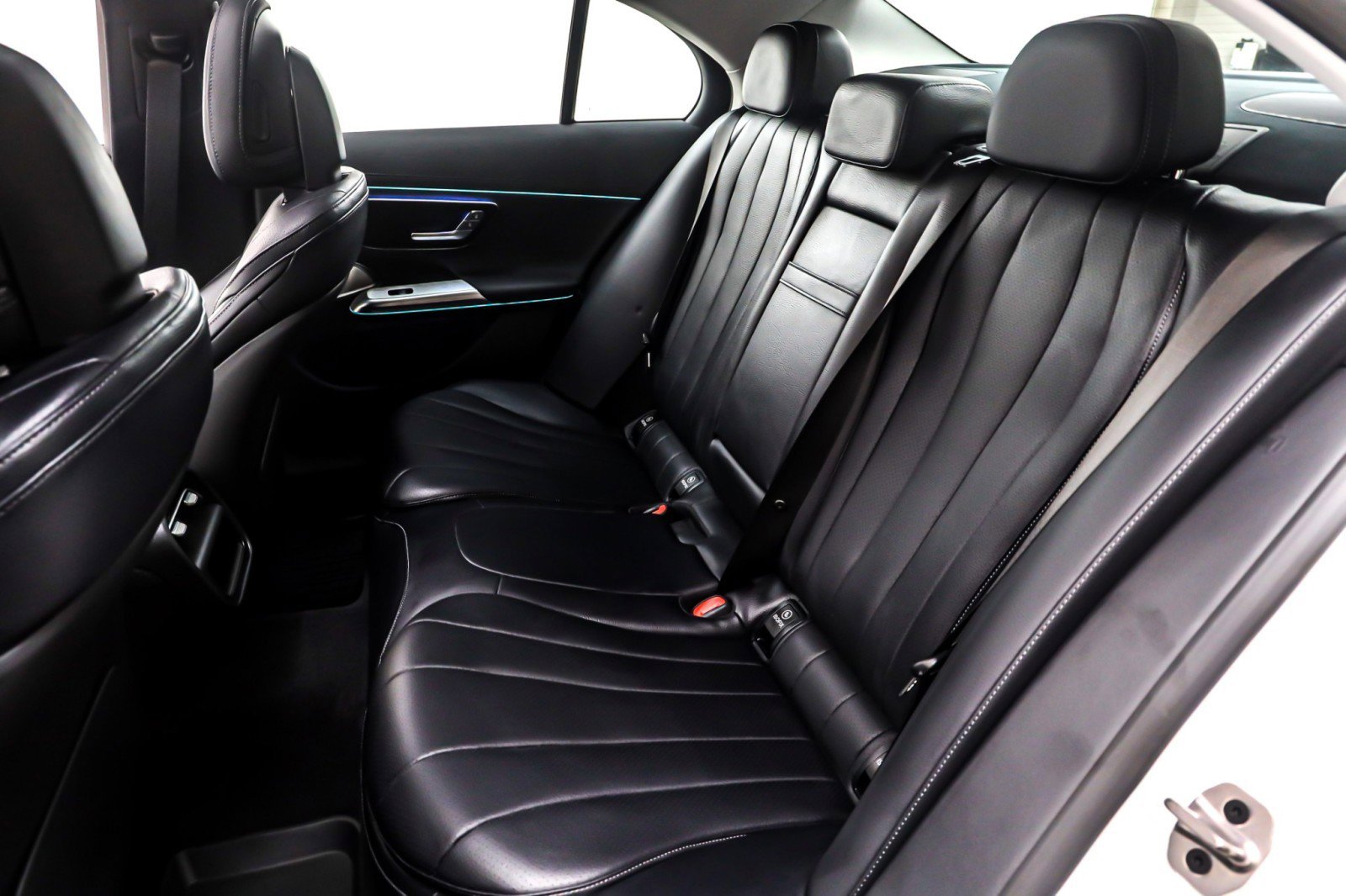 New 2025 Mercedes-Benz E 350 Sedan image 8