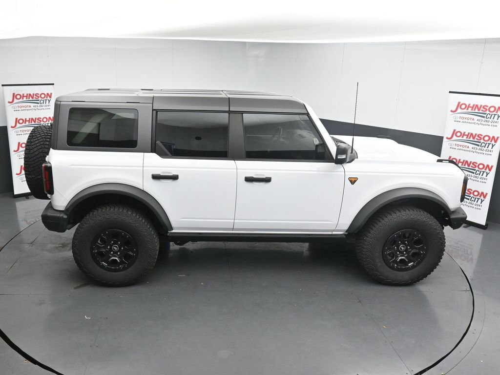 Used 2024 Ford Bronco Badlands image 17