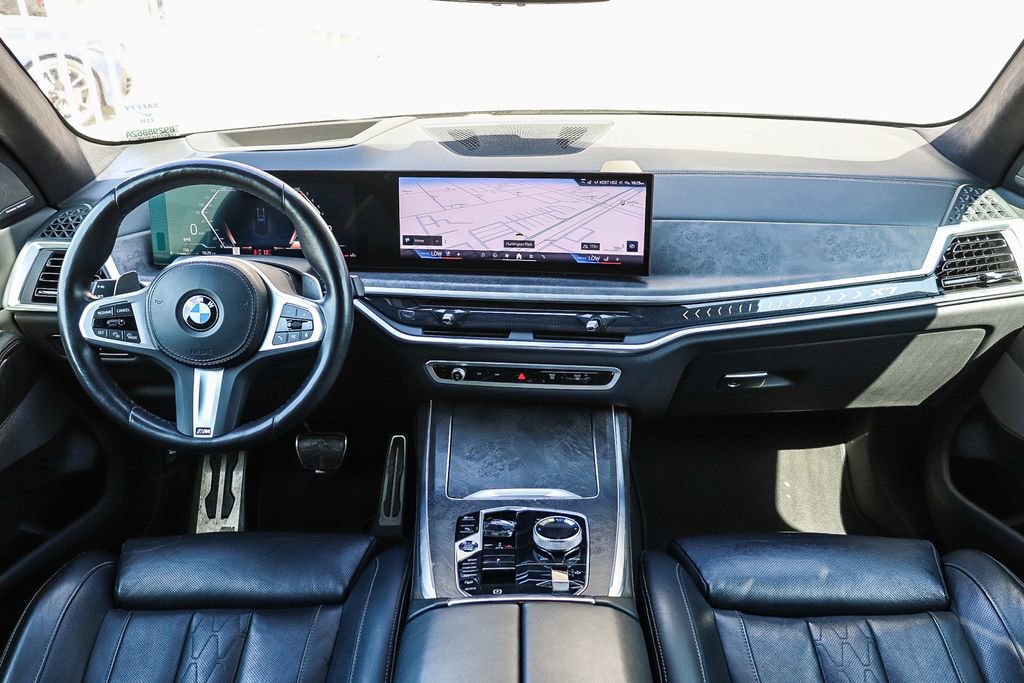 Used 2024 BMW X7 xDrive40i w/ M Sport Package image 13
