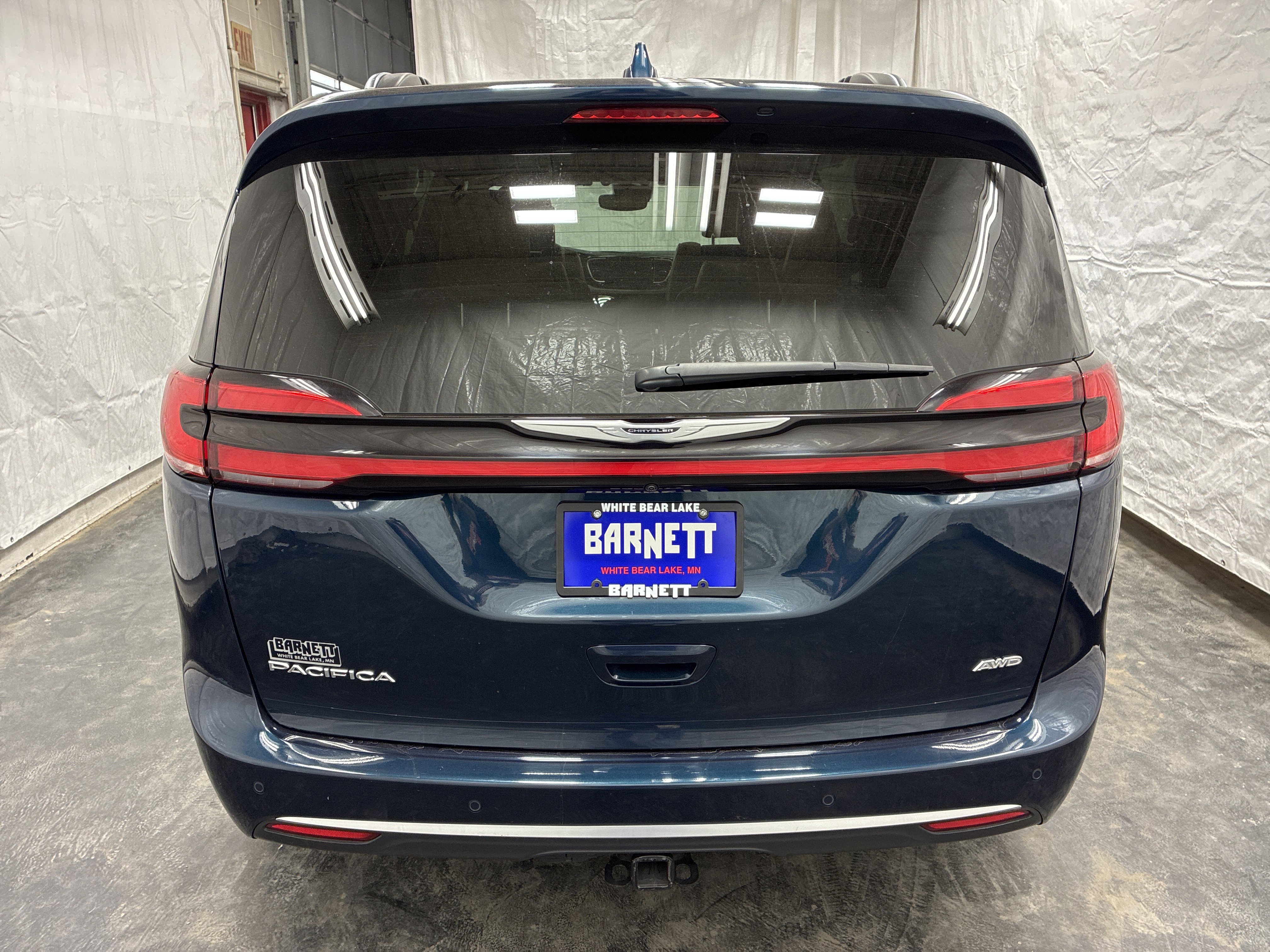 Certified 2022 Chrysler Pacifica Pinnacle AWD/4WD image 9