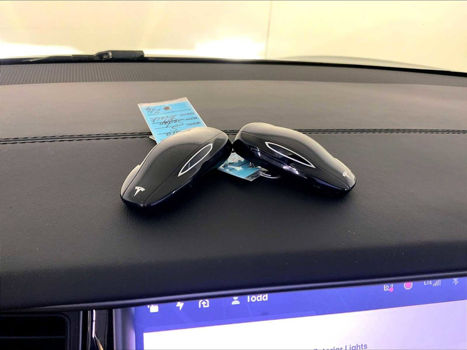 Used 2020 Tesla Model S Long Range Plus image 21