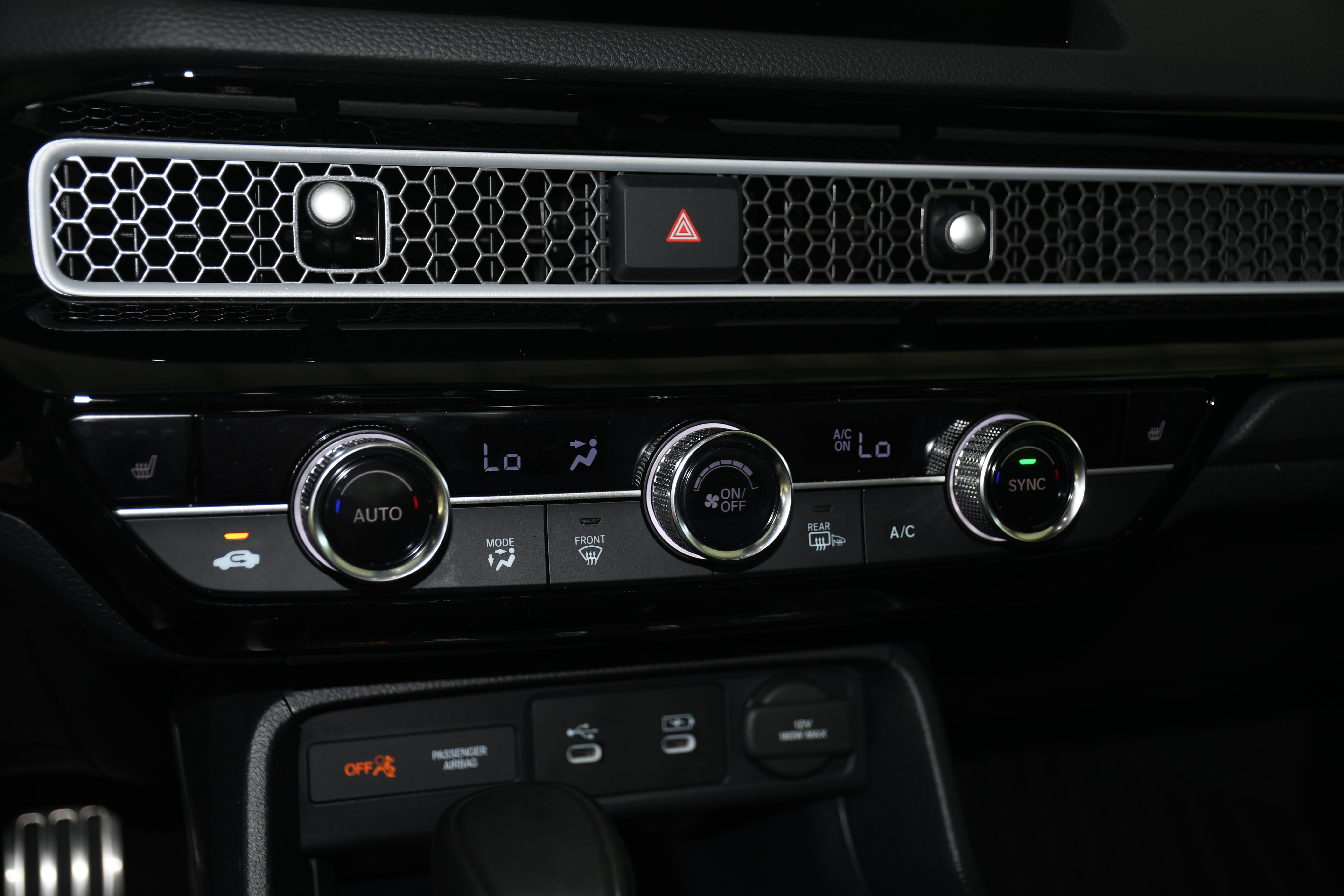Certified 2025 Honda Civic Sport Touring image 15