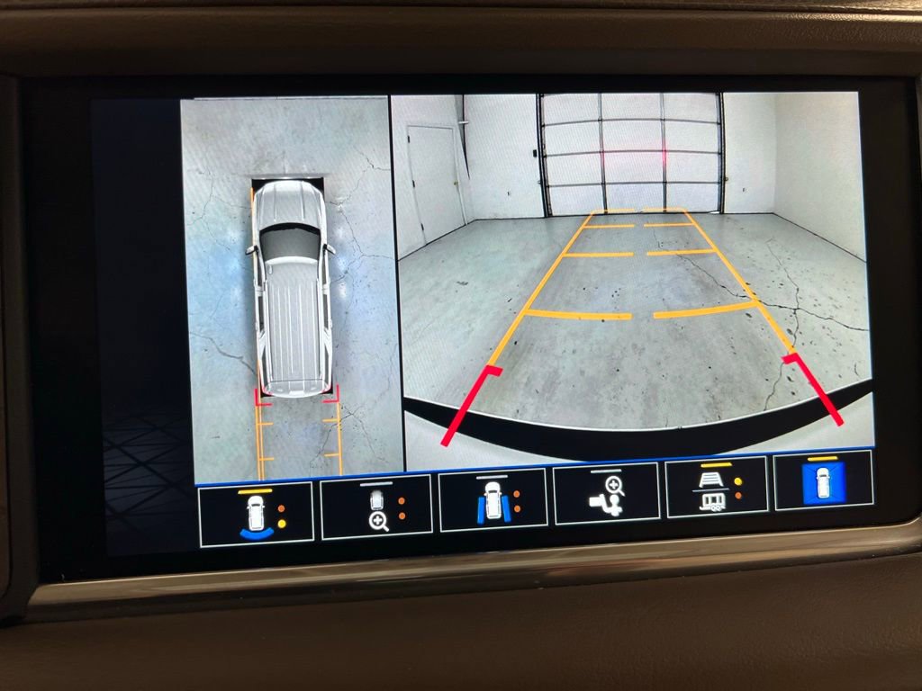 Used 2022 GMC Yukon XL Denali image 23