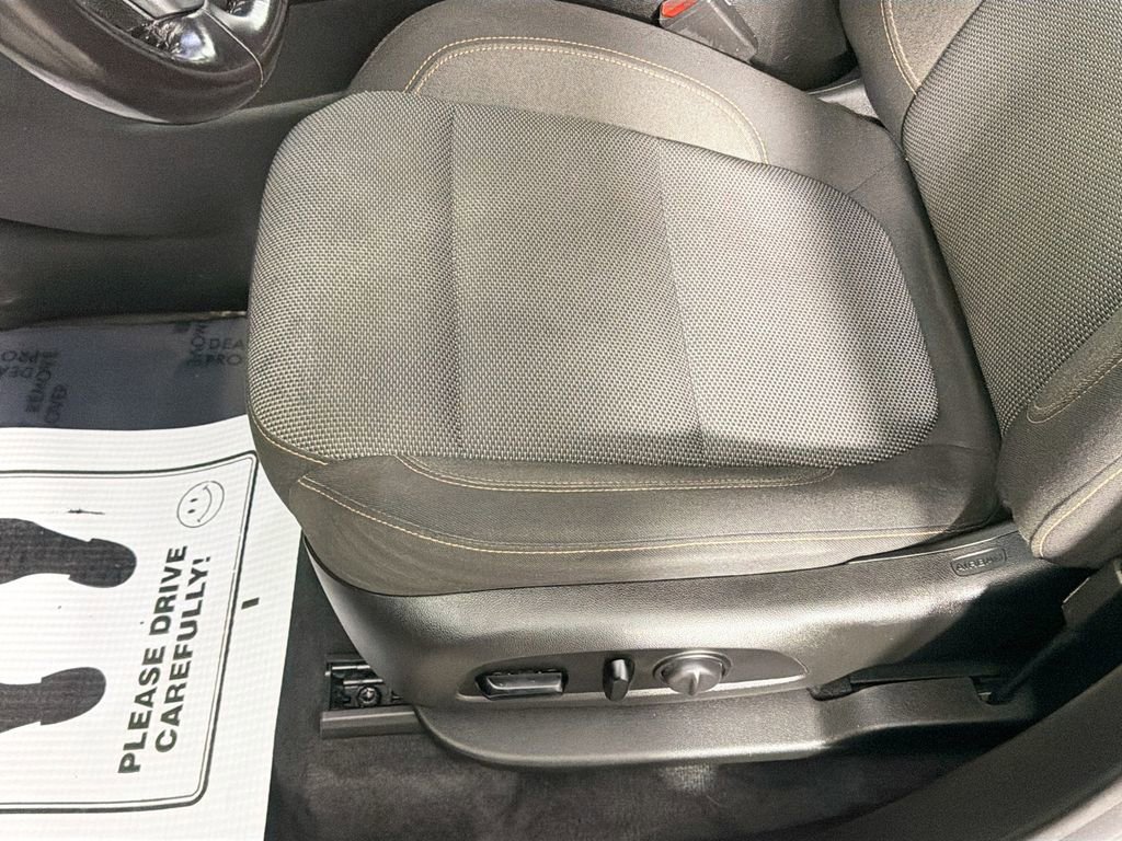Used 2021 Chevrolet Traverse LT AWD/4WD image 18