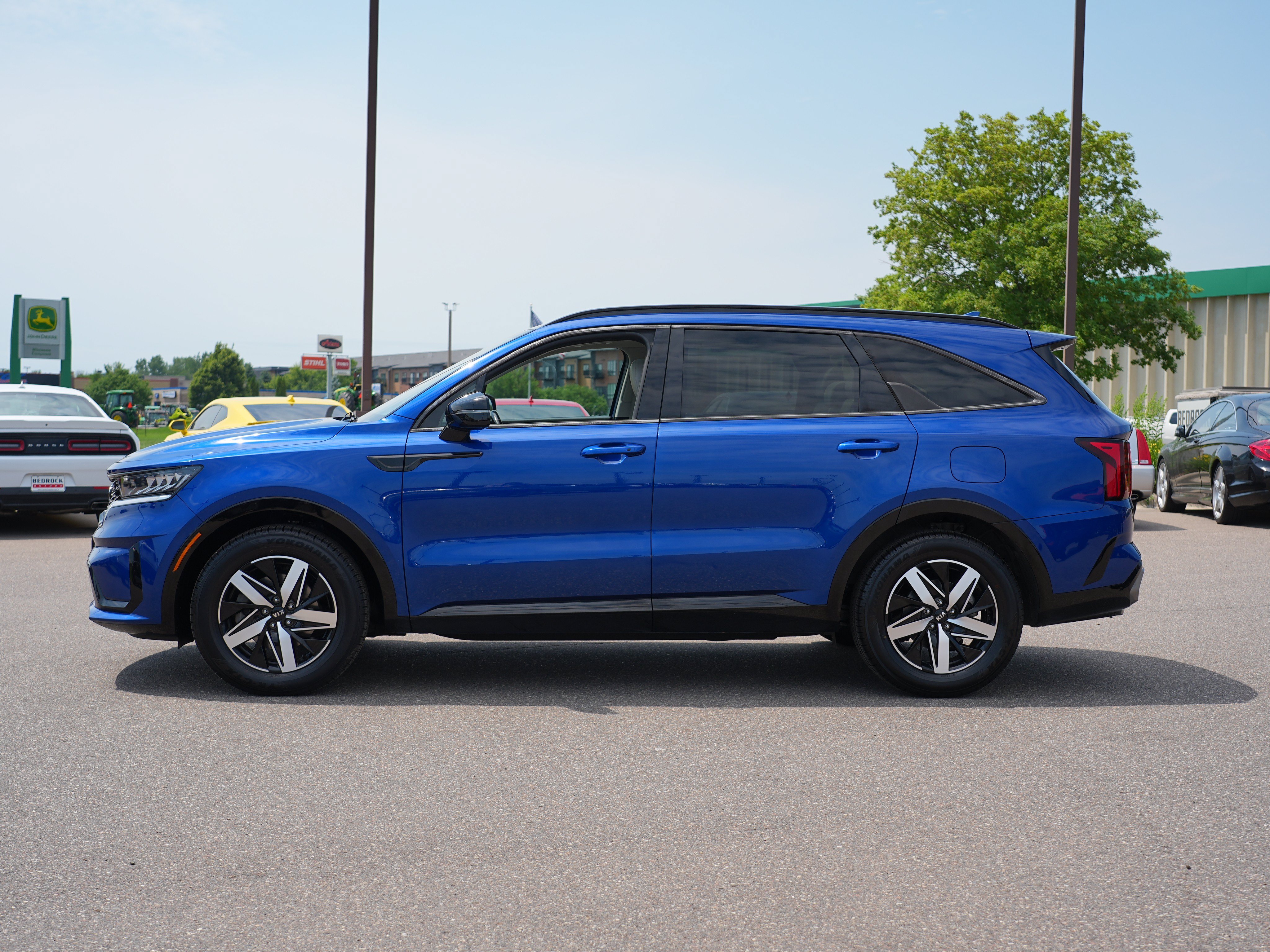 Used 2021 Kia Sorento S w/ Panoramic Sunroof Package FWD image 6