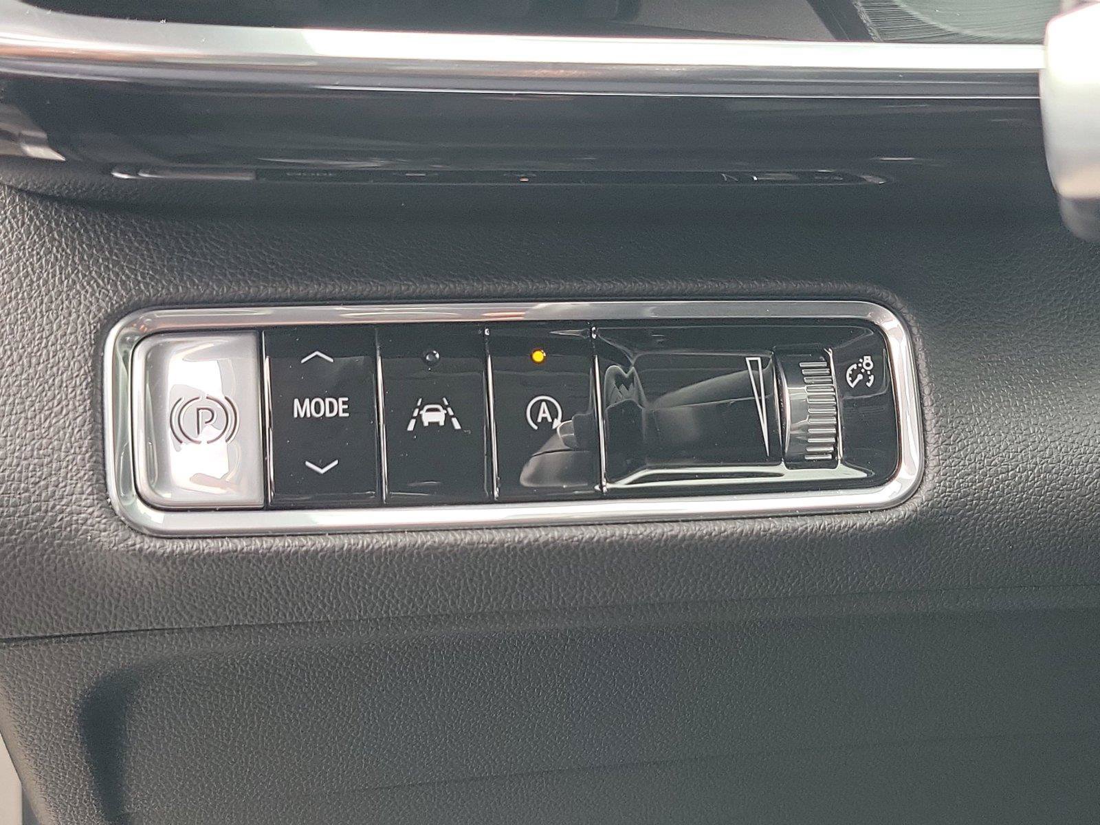 Used 2024 Buick Envision Preferred AWD/4WD image 20