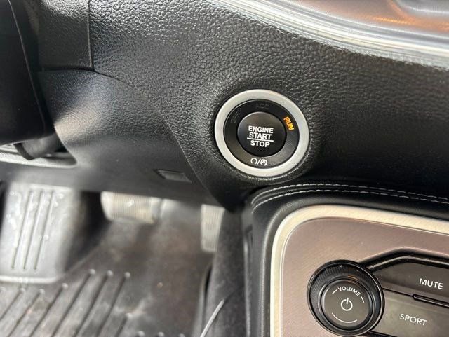 Used 2022 Dodge Challenger GT w/ Driver Convenience Group AWD/4WD image 19