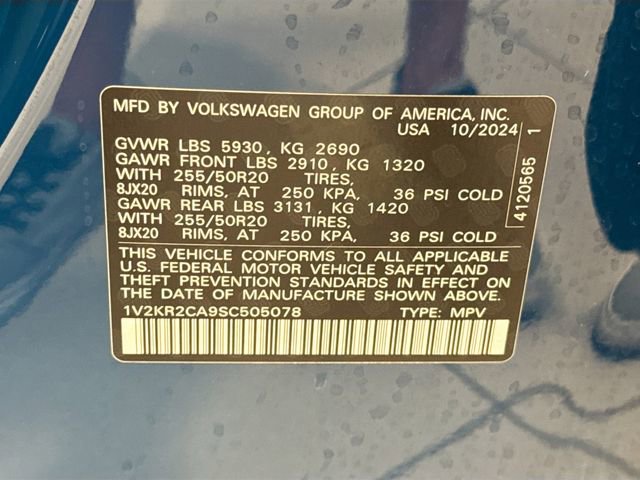 Used 2025 Volkswagen Atlas SE image 25