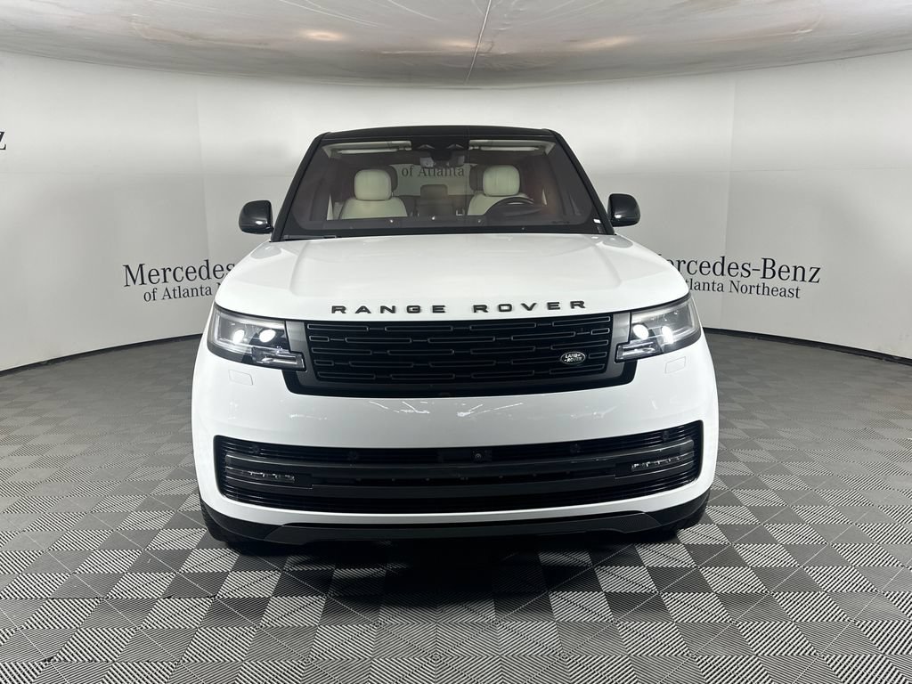 Used 2023 Land Rover Range Rover SE AWD/4WD image 2