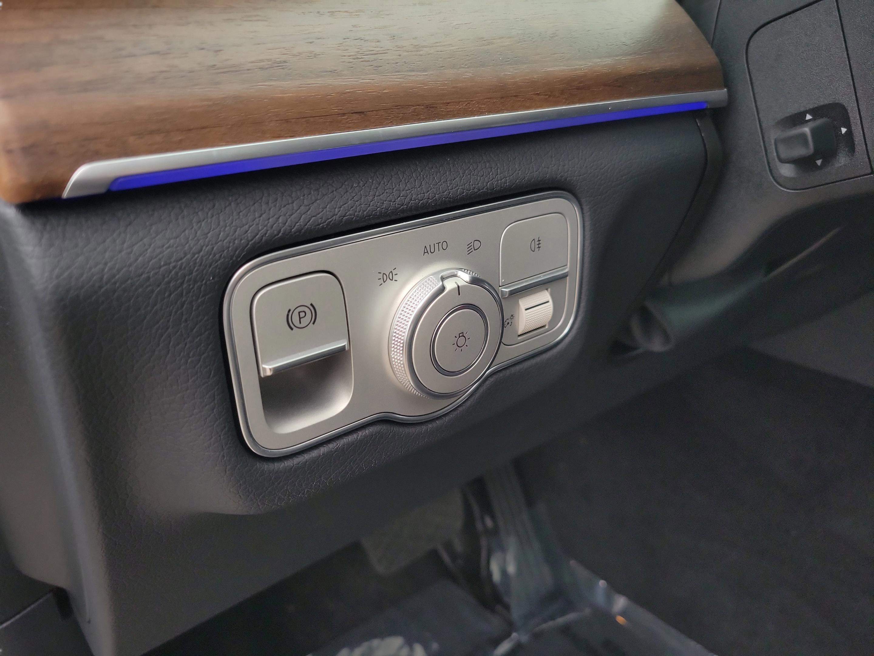 Certified 2026 Mercedes-Benz GLE 350 4MATIC image 33