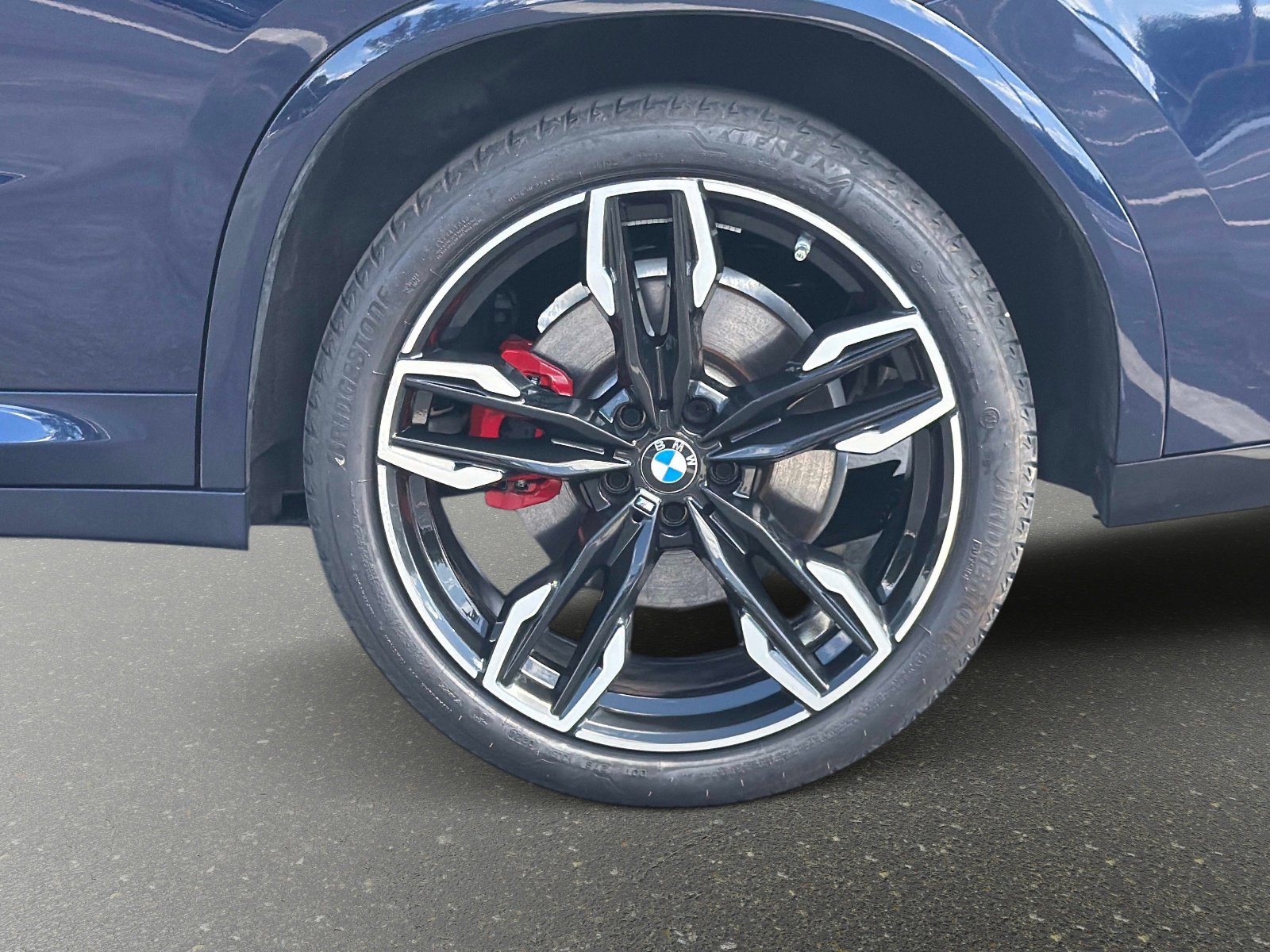 Used 2025 BMW X4 M40i image 14